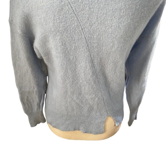 360 Cashmere Women Light Blue Cashmere Turtleneck Sweater Sz M Luxe Soft Warm - Picture 9 of 14